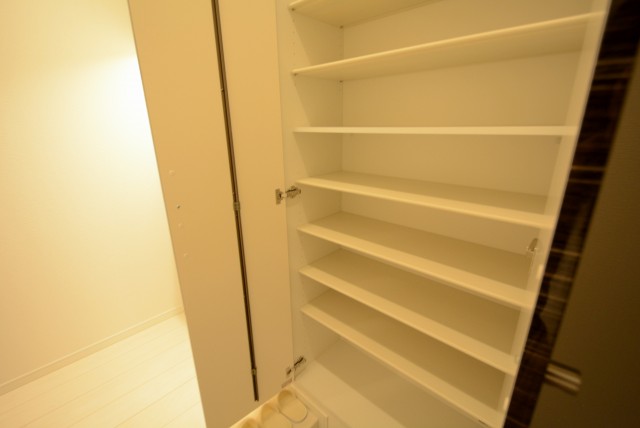 マンション池尻 玄関