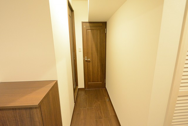 ライオンズマンション池田山 玄関へ