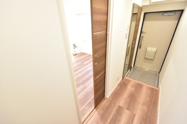 秀和代々木レジデンス 洋室1