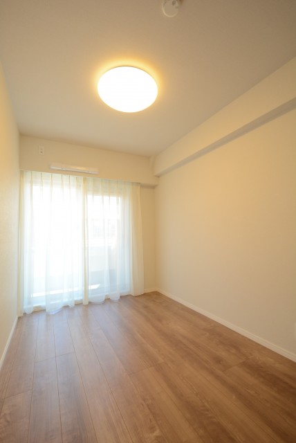 三田ダイヤモンドパレスA棟 洋室2