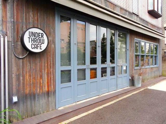 グランドメゾン白山　白山通りのお店