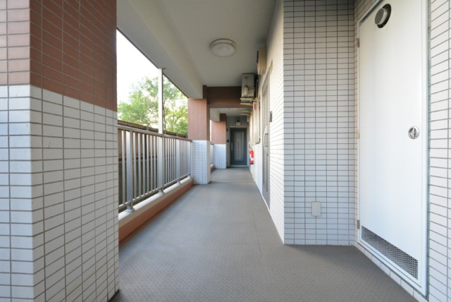 モアグランデ浜松町 玄関