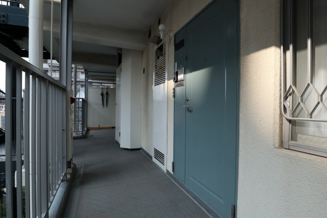 田町スカイハイツ 玄関