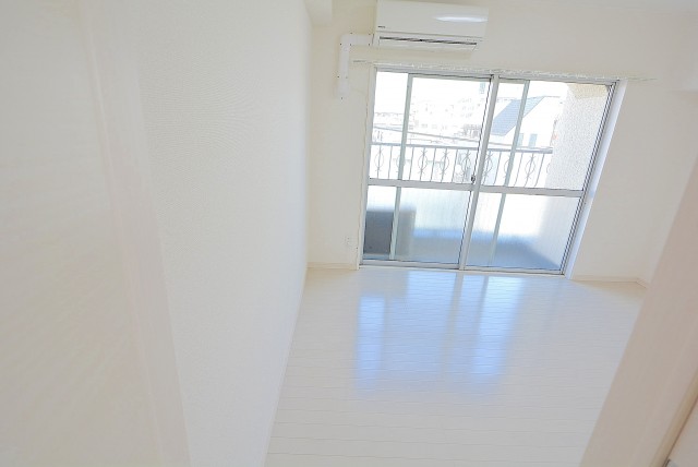 ファムール目黒 洋室２