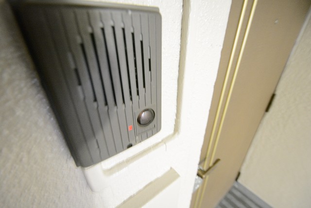 ハイネス大久保 玄関