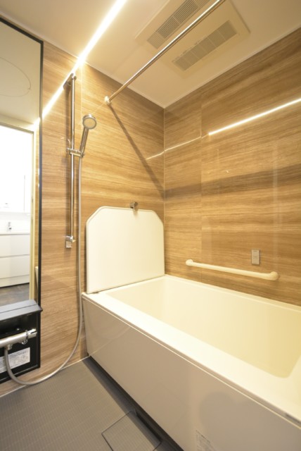 モアグランデ浜松町 浴室