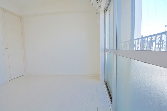 ファムール目黒 洋室２