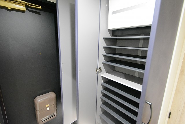 ナイスアーバン石川台 玄関