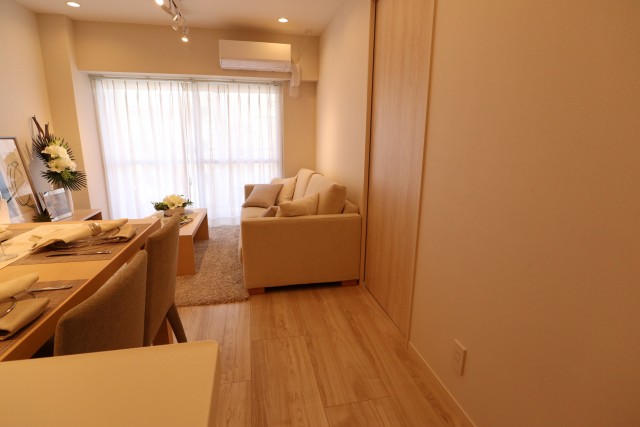 田町スカイハイツ リビング