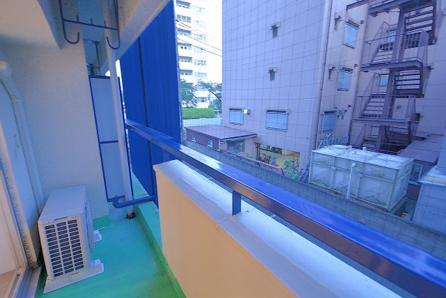 都立大グリーンパーク　バルコニー