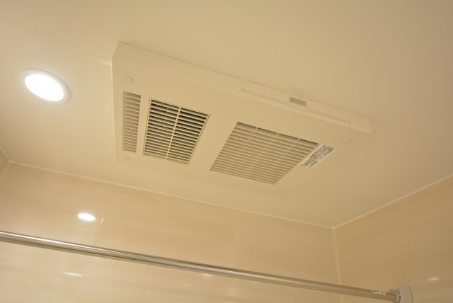 ライオンズマンション弦巻 浴室