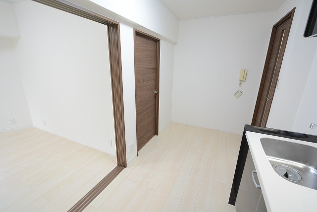 ハイネス大久保 洋室5.9