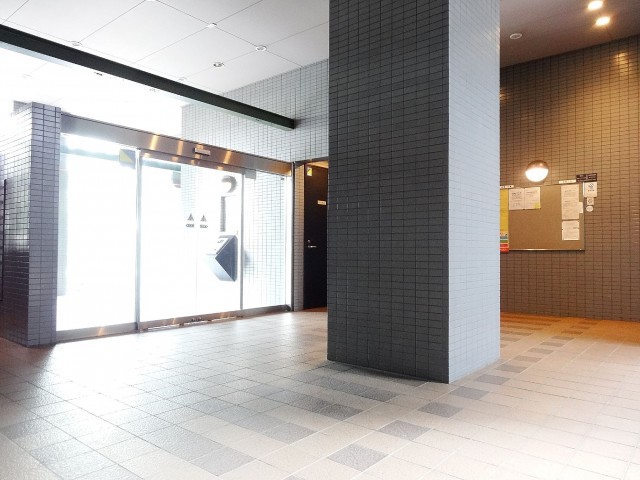 グランドメゾン白山　エントランスホール