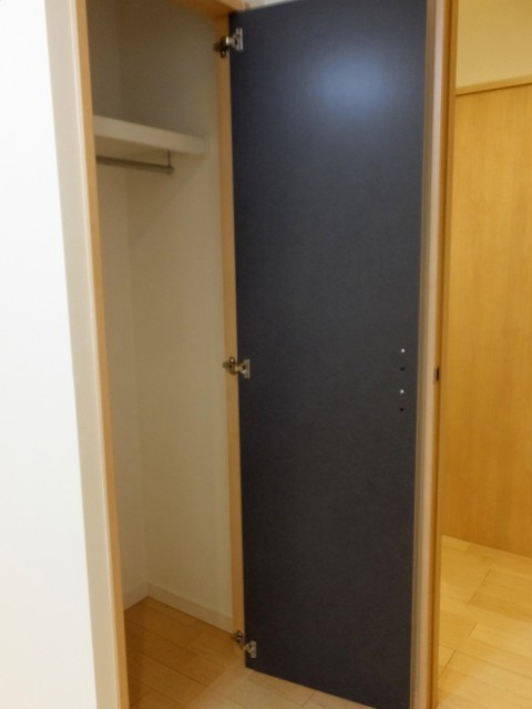 白金台グロリアハイツ　サービスルーム収納