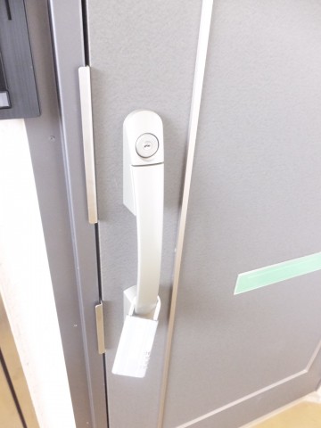 都立大コーポラス　玄関