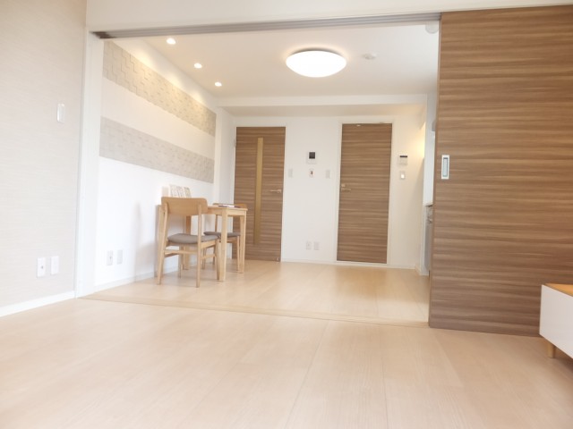 都立大コーポラス　洋室