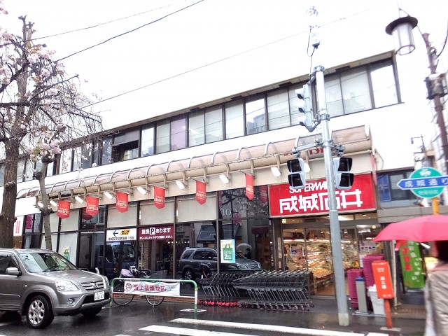 成城アンバサダー　駅前