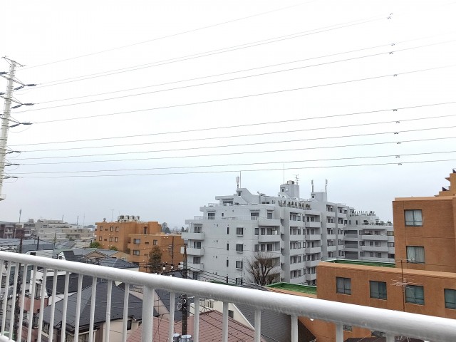 成城アンバサダー　バルコニー