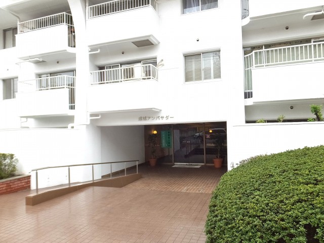 成城アンバサダー　エントランス