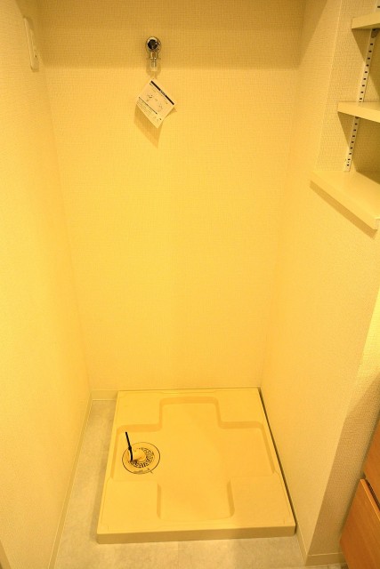 サンドエル松原　洗濯機置場