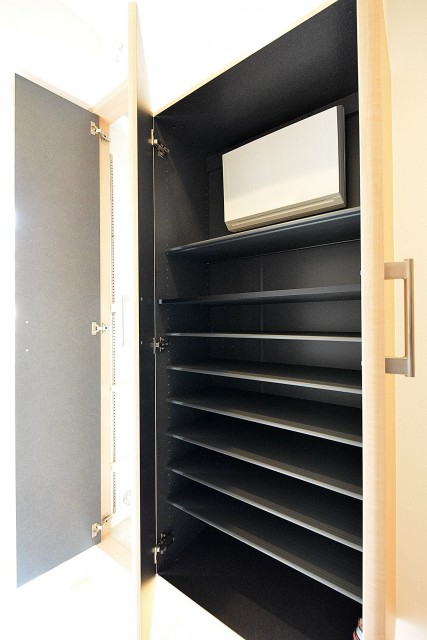 プチモンド目白　シューズBOX