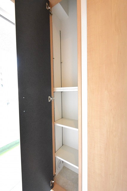 プチモンド目白　シューズBOX