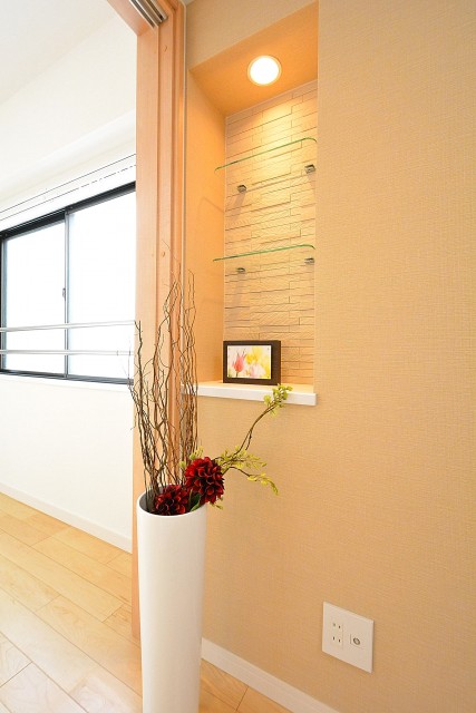 プチモンド目白　ダイニングキッチン飾り棚