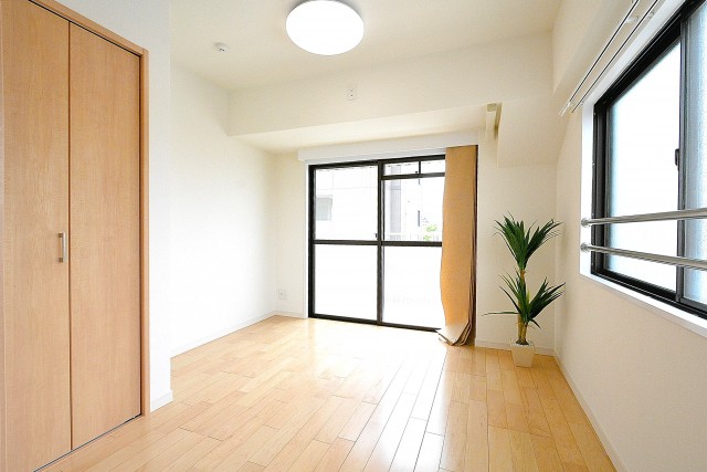 プチモンド目白　5.4帖のベッドルーム