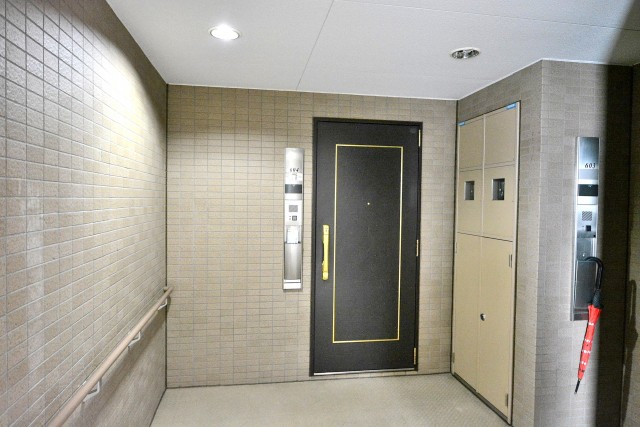 ルピナス桜上水　玄関