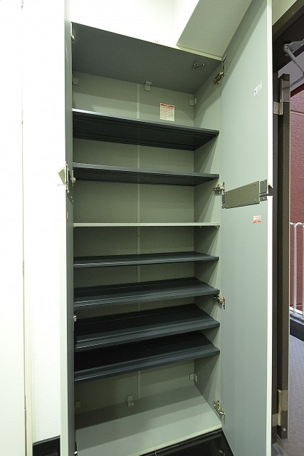 豊榮アンバサダー六本木　シューズBOX