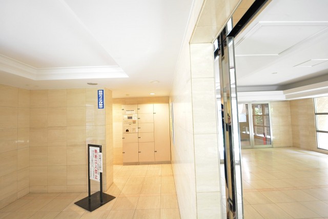 グランドステージ初台　エントランスホール