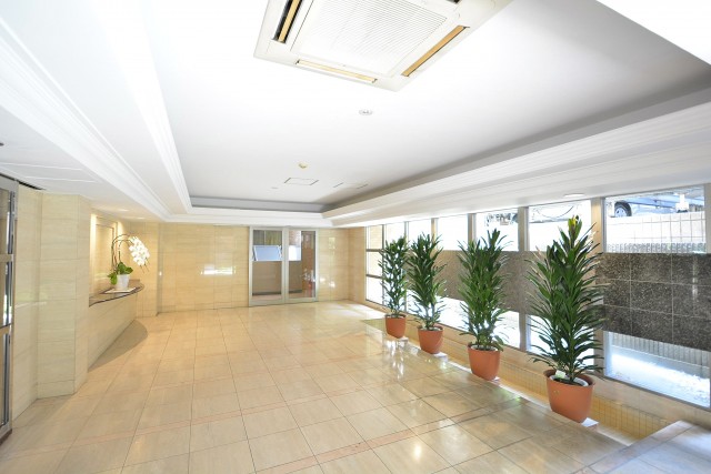 グランドステージ初台　エントランスホール