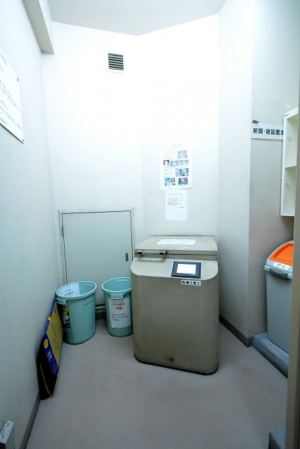 デューク・スカーラ日本橋_ごみ捨て装置