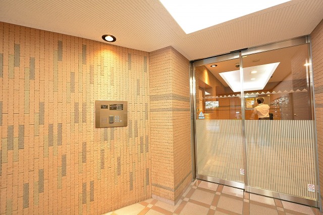 豊榮アンバサダー六本木　エントランス内