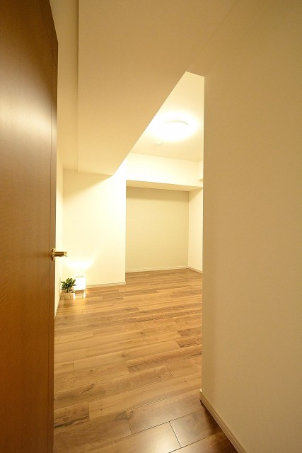 デューク・スカーラ日本橋_7.5帖のベッドルーム