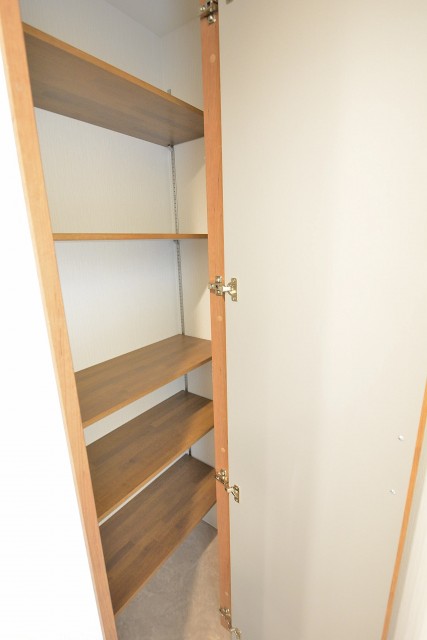 グランドステージ初台　リネン庫