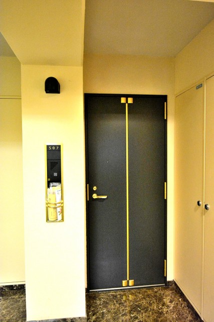 ヴェーゼント芦花公園　玄関