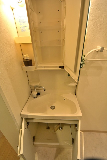 幡ヶ谷コーエイマンション　洗面台