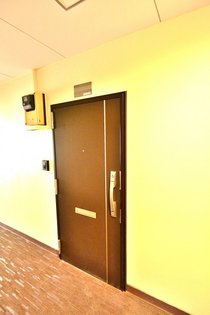 ライオンズマンション三宿　玄関