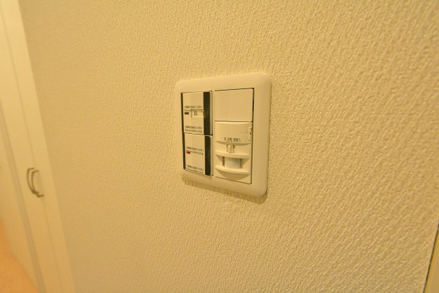 キャッスルマンション目白西　人感センサー