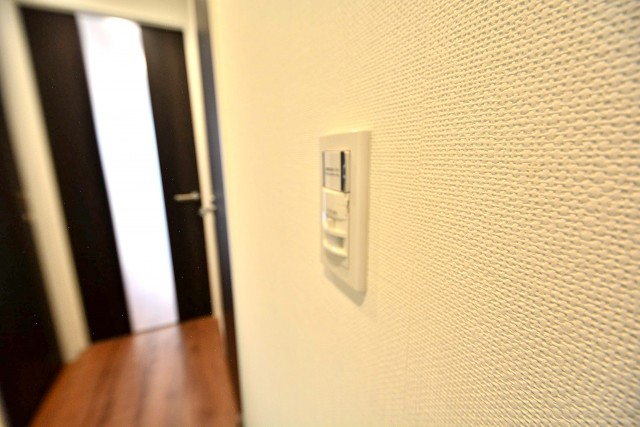 麻布コーポラス　人感センサー