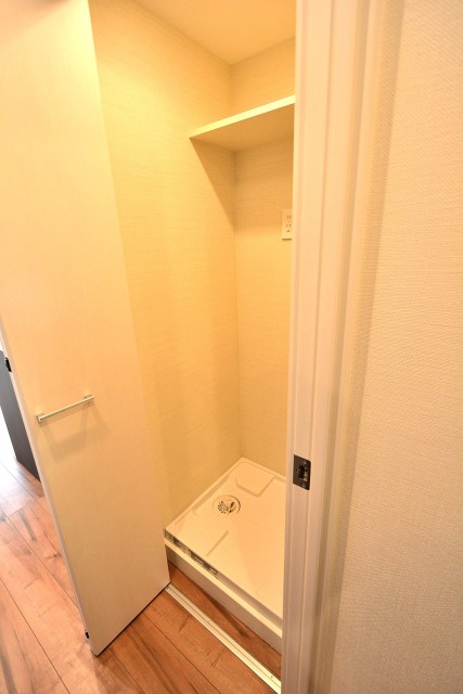 麻布コーポラス　洗濯機置場