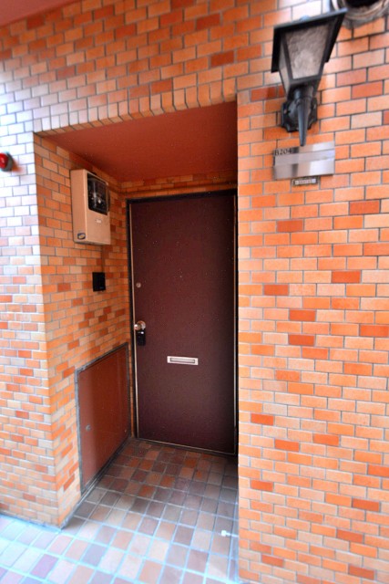 三田ダイヤモンドパレス　玄関