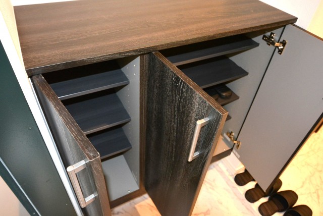 メゾンドール本郷　シューズボックス