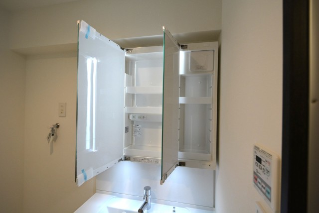 メゾンドール本郷　洗面台