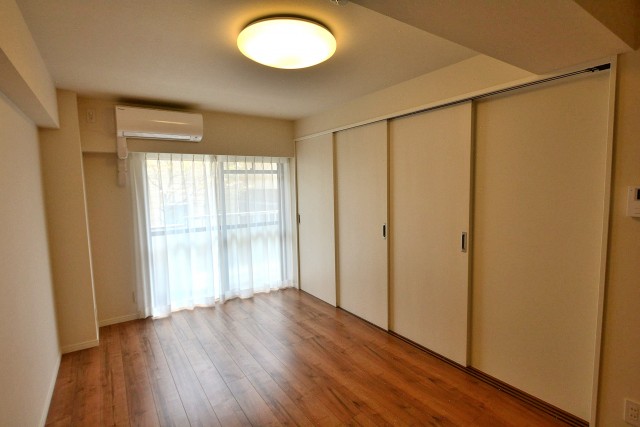 コスモス深沢　リビングダイニングキッチン