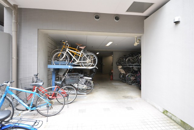 シティウインズ本駒込　駐輪場