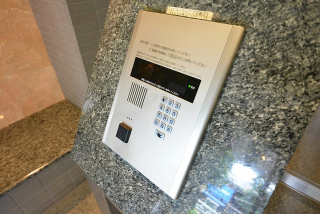 シティウインズ本駒込　オートロック