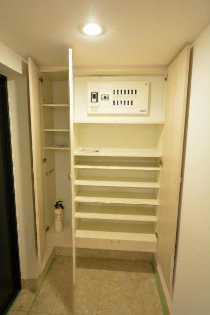 シティウインズ本駒込　シューズボックス