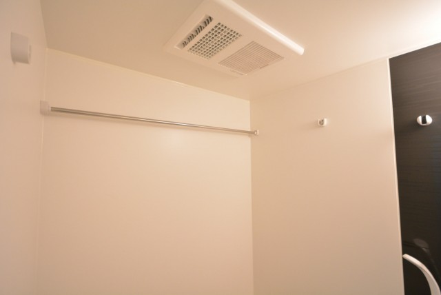 麻布コーポラス304　物干し竿